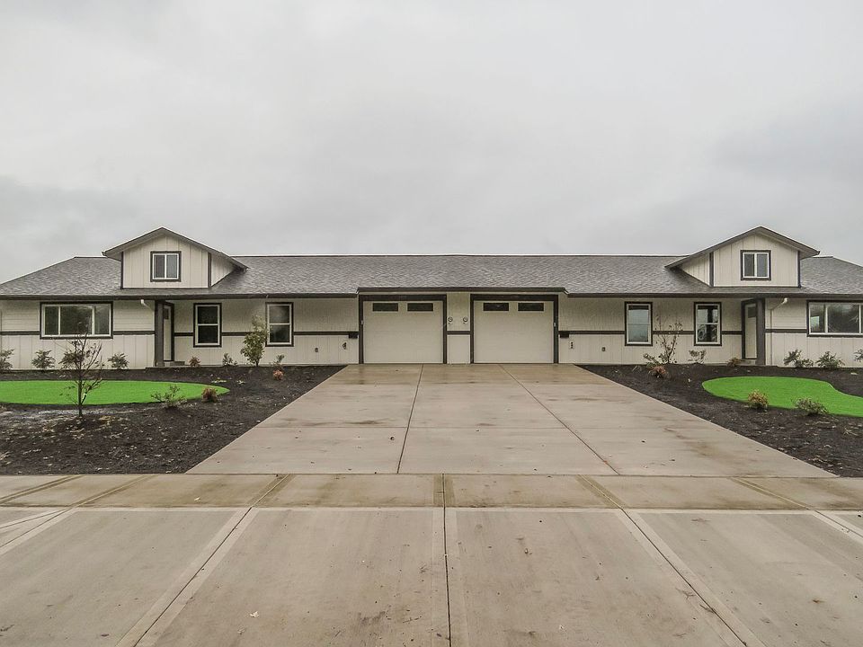 1st image of 2900 N Crater Ln #1