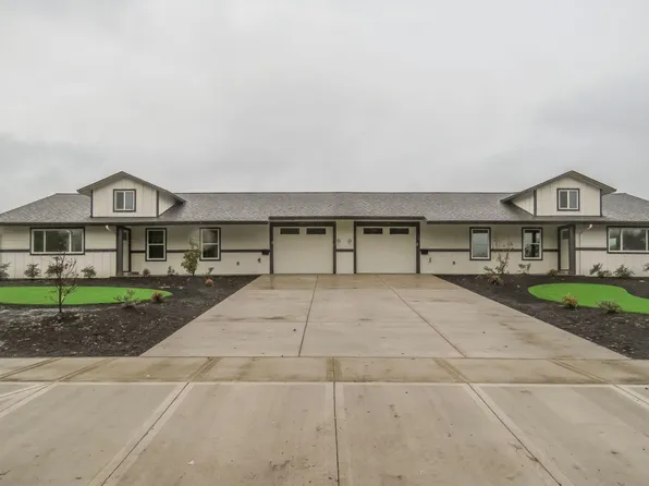 2900 N Crater Ln #1, Newberg, OR 97132