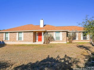 1456 Bear Springs Trl, Pipe Creek, TX 78063
