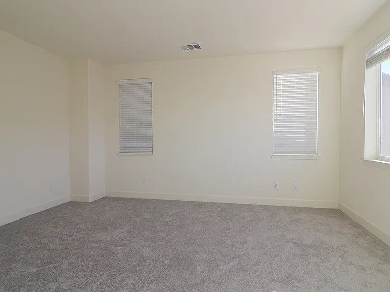 6735 Lunar Descent Dr — Photo 22
