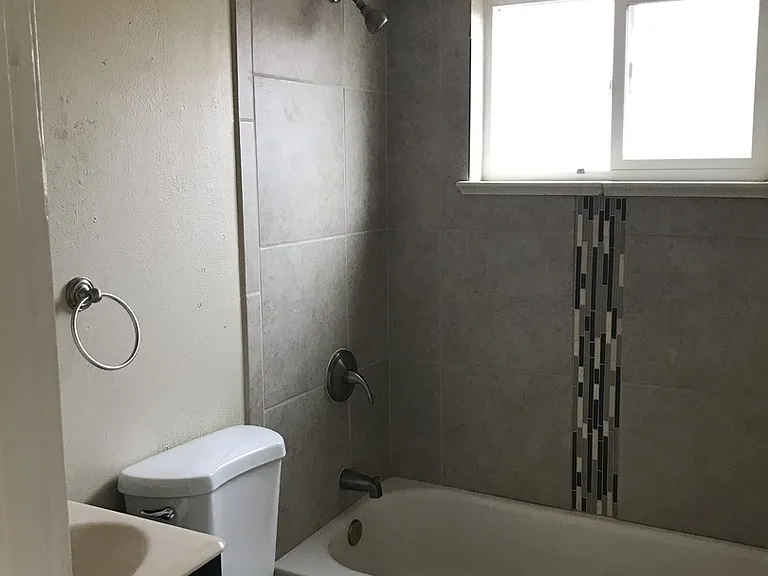 4510 Field St — Photo 7