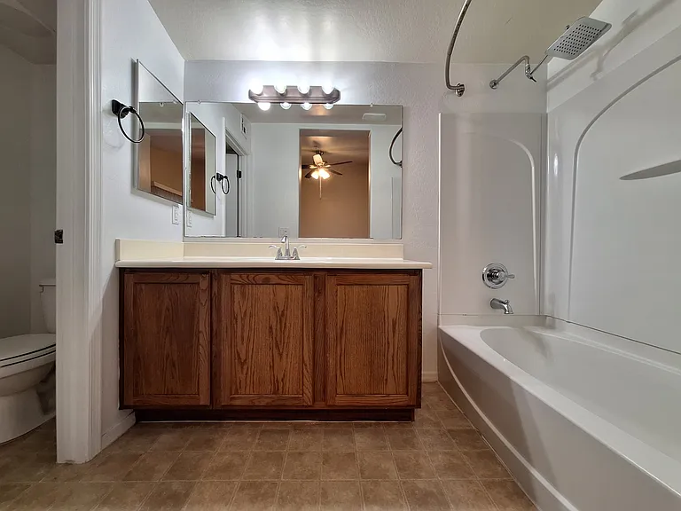 2670 S Voyager Dr #101 — Photo 12