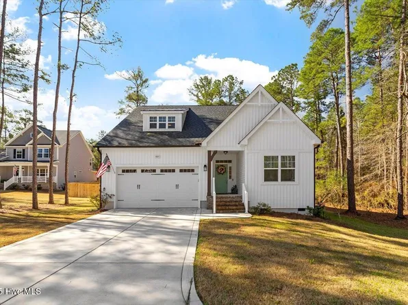 401 Piney Oak Drive, Carthage, NC 28327