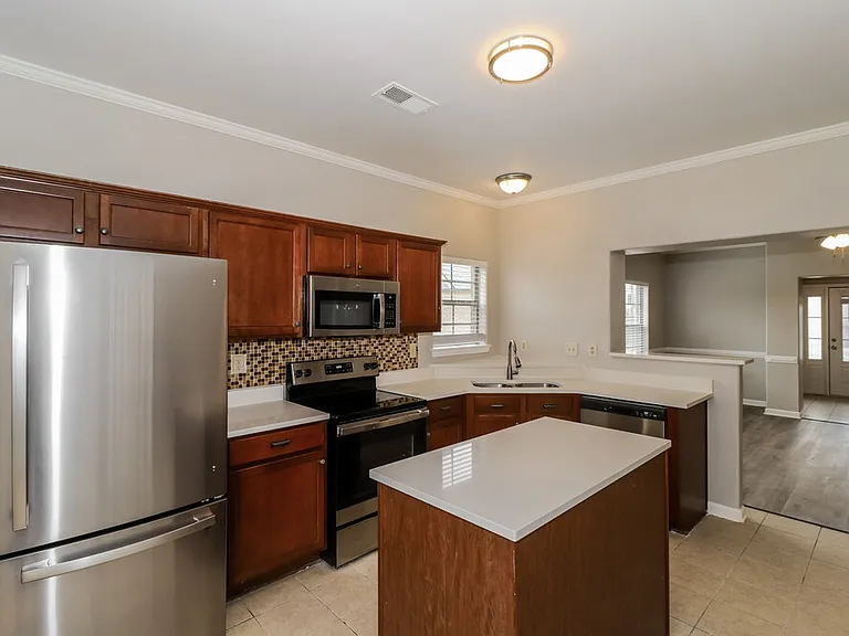 275 Birch Springs Cv — Photo 8