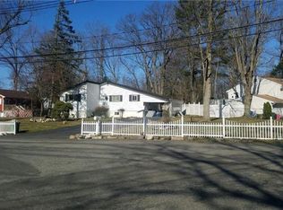2 Andover Rd, Spring Valley, NY 10977