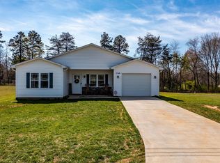 2740 24th Ave NE, Hickory, NC 28601