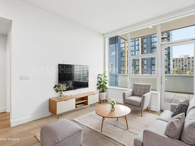 1388 Kettner Blvd #411 — Photo 1