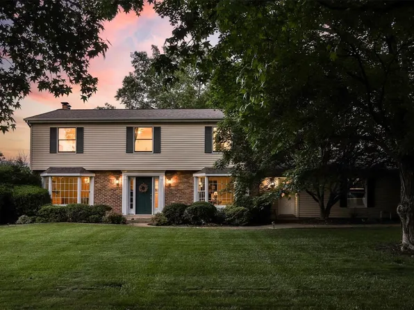 1944 Newburyport Rd, Chesterfield, MO 63005