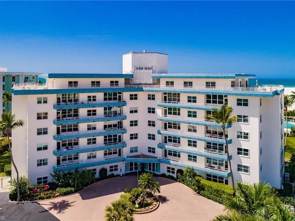 220 Seaview CT #213, MARCO ISLAND, FL 34145
