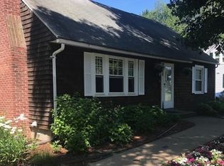 31 Knollwood Dr, East Longmeadow, MA 01028