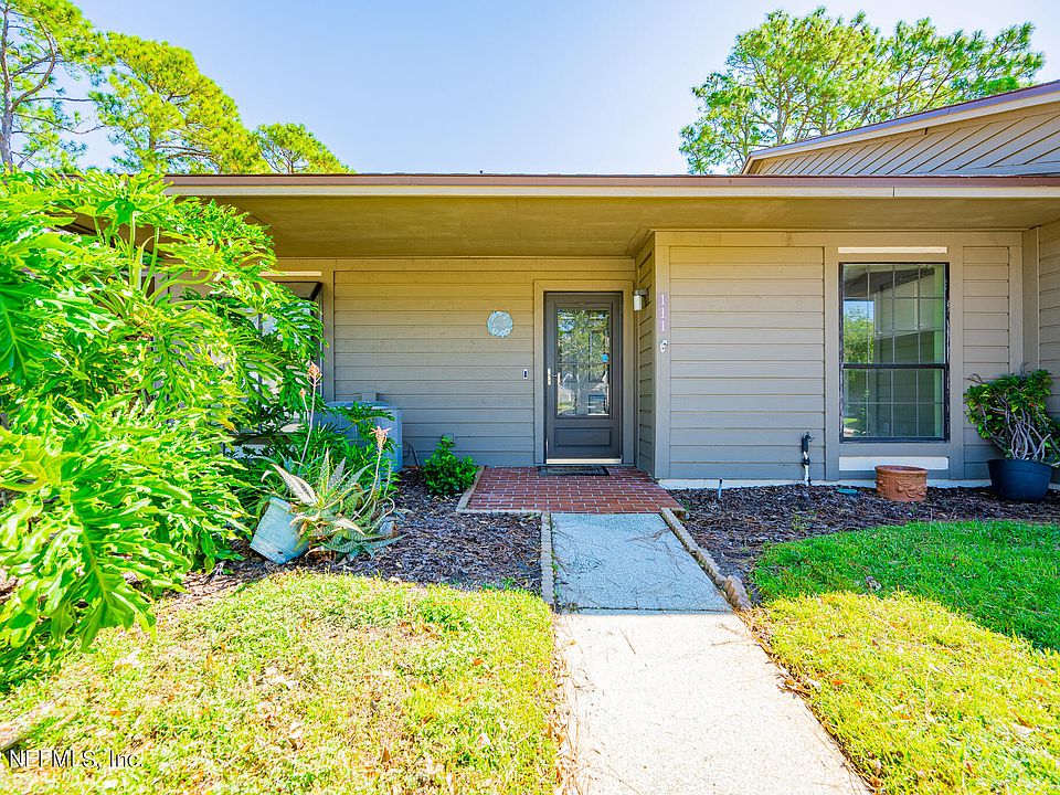 1st image of 111 Cranes Lake Dr
