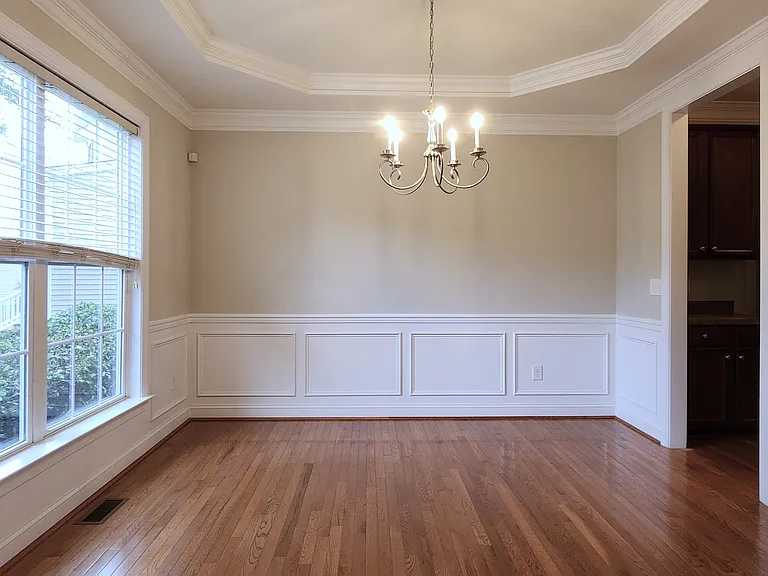 411 Five Pine Ct — Photo 3