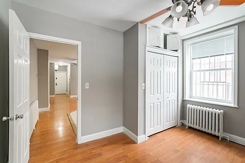 2123 Spring Garden St Photo 1