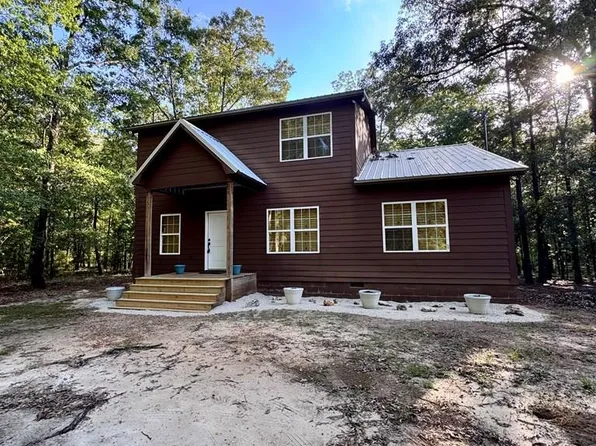 61 Estate Dr, Fort Gaines, GA 39851