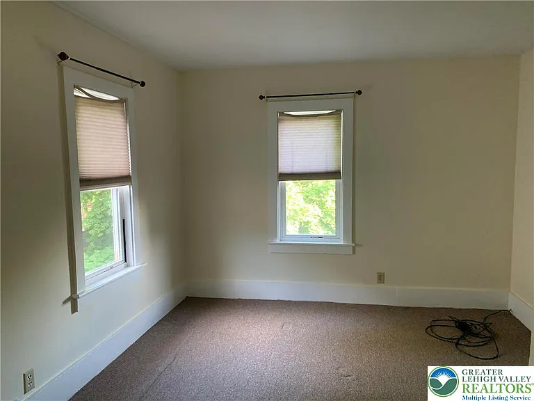 12 Pennsylvania Ave #18 — Photo 7