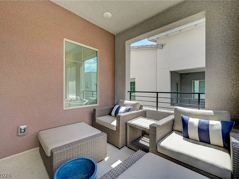 600 N Carriage Hill Dr #2084 — Photo 39
