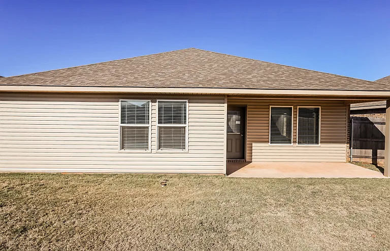 Sara Park Rental Homes — Photo 18