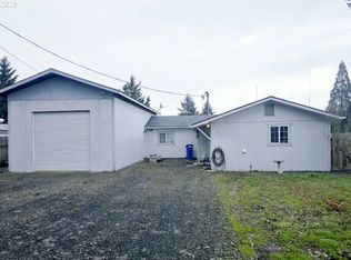 51 NW Snow Ave, Winston, OR 97496
