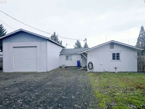 51 NW Snow Ave, Winston, OR 97496