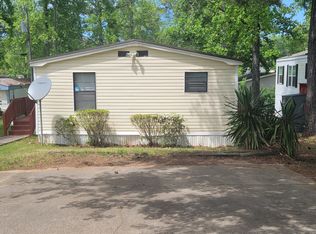 204 Elcona Dr, Fayetteville, GA