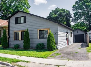 5 Haddington St, Cambridge, ON N1R3P8