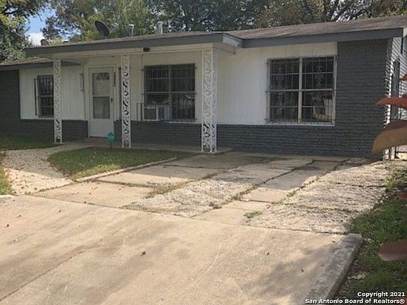 2nd image of 6538 Monterey St