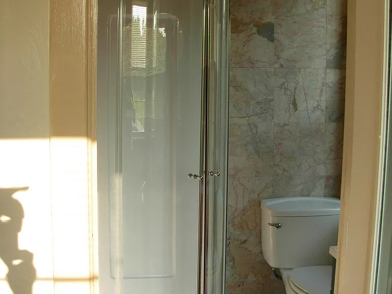 225 Roup Ave #22 — Photo 3