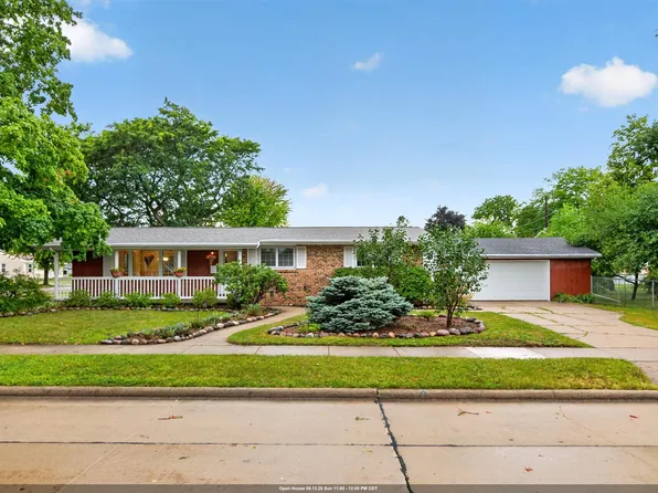 1135 Windsor St, Oshkosh, WI 54902