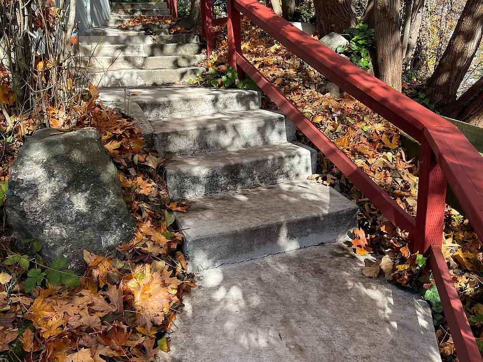Pathway leads from parking to private entry.