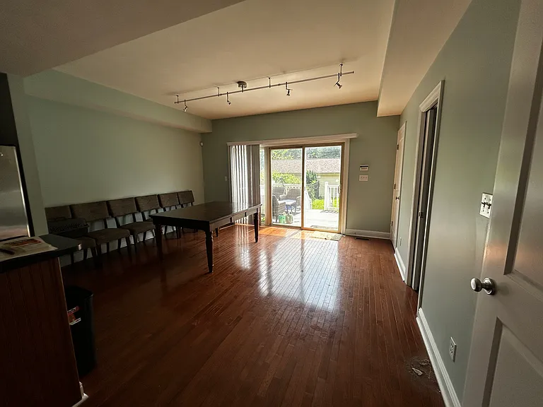 4390 Olive St — Photo 4