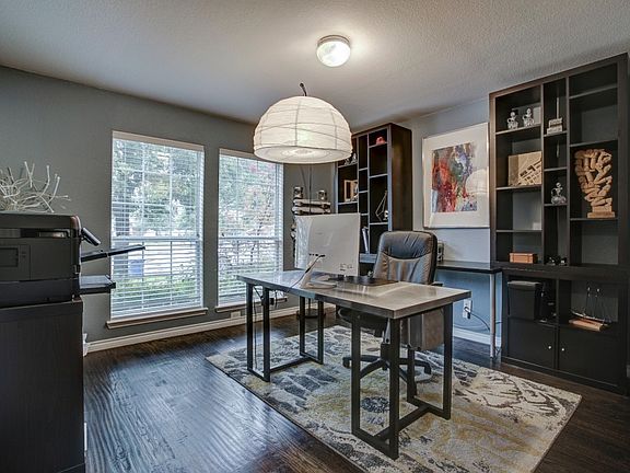 3rd image of 301 Fairland Dr