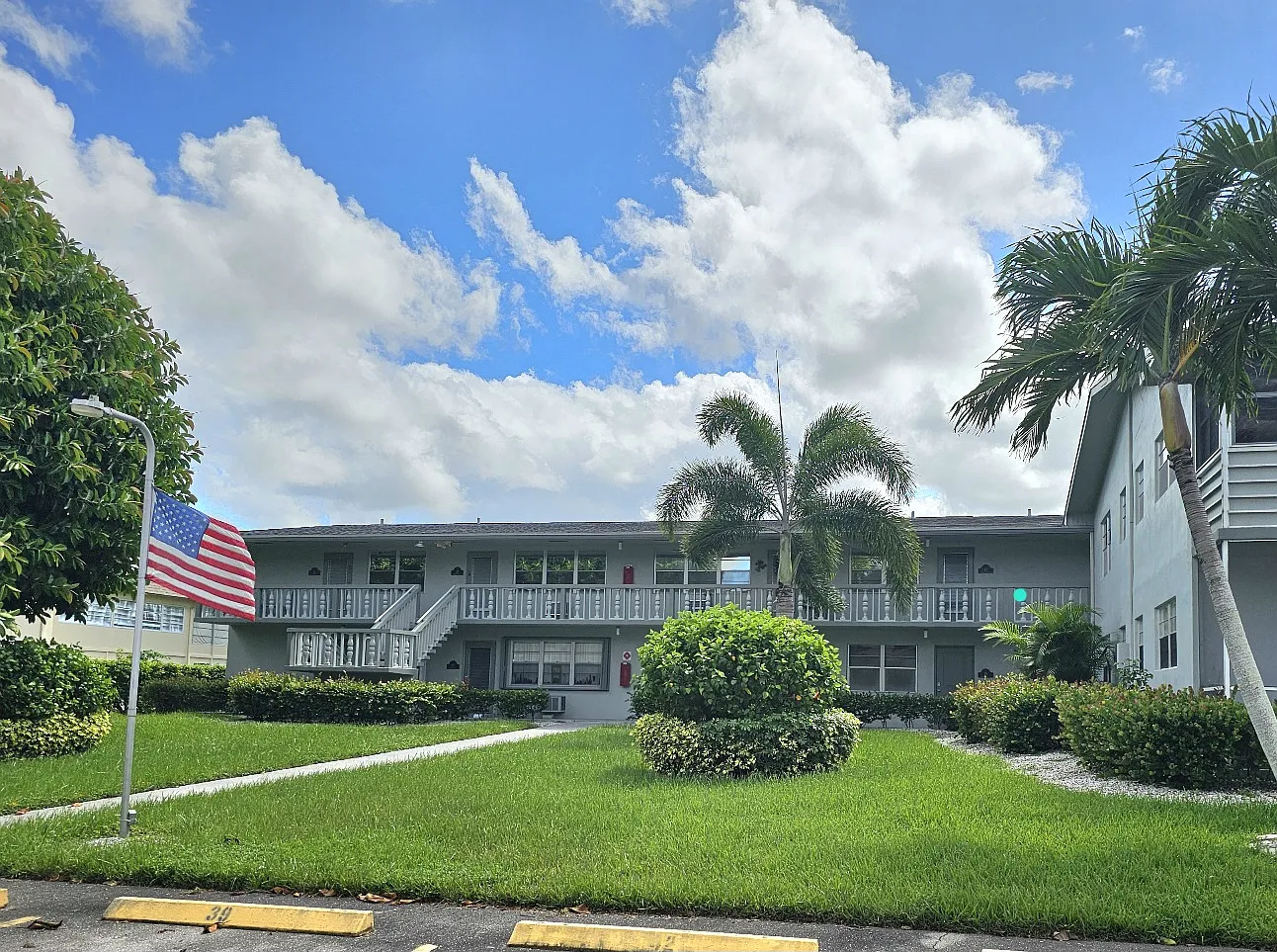 2 bed, 1.5 bath, 819 sqft, $1,500 — Photo 1