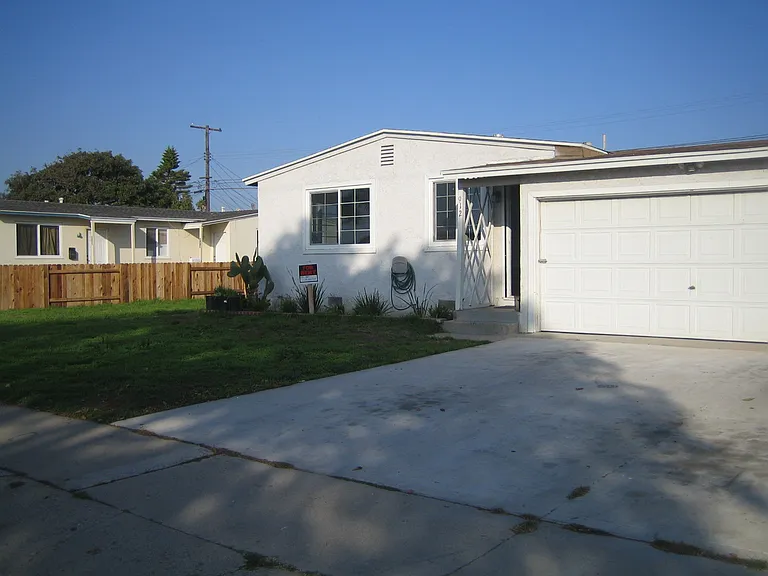 Maplewood Way — Photo 2