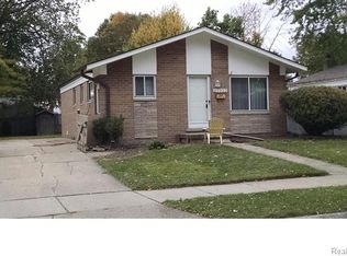 27933 Greater Mack Ave, Saint Clair Shores, MI 48081
