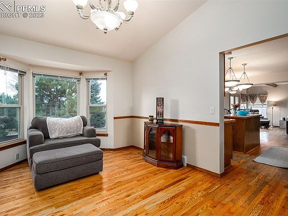 5th image of 8758 Alpine Valley Dr