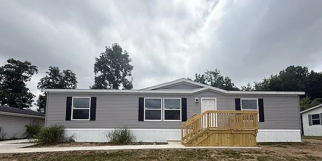Carrington Pointe — Photo 23