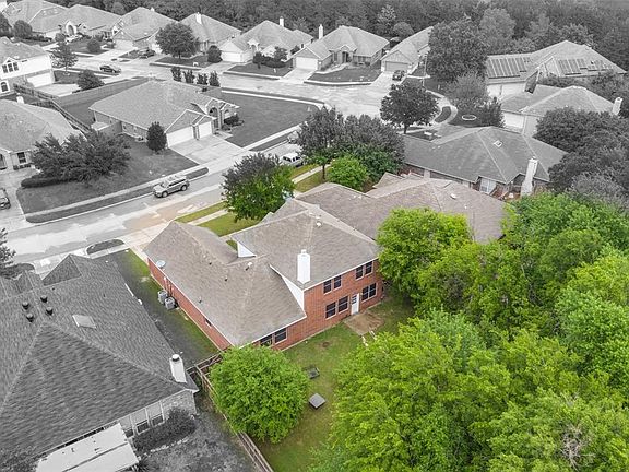 2nd image of 5815 Silver Sage Ln