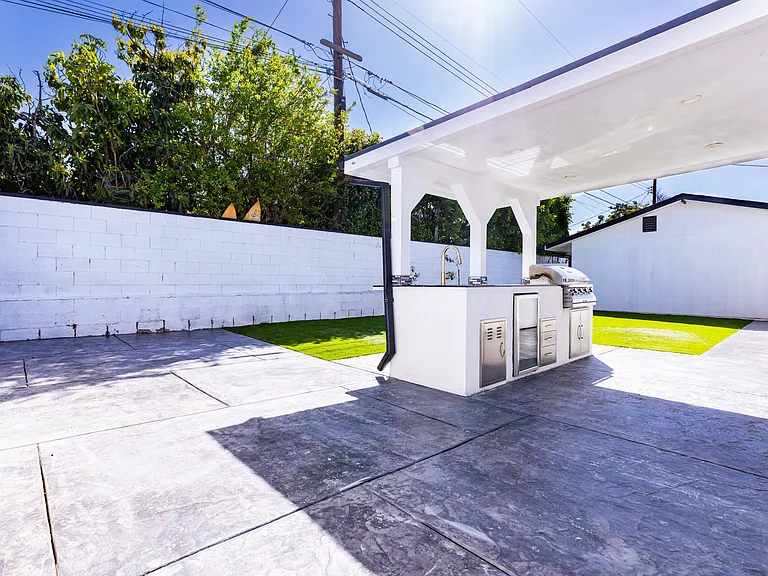 9738 N Lemona Ave — Photo 20
