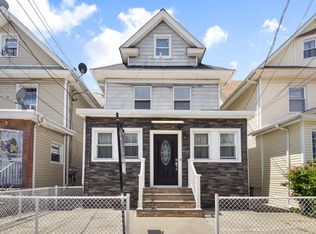 8730 89th St, Woodhaven, NY 11421
