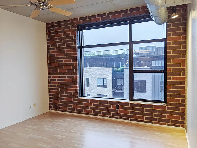 Mercury - Residential — Photo 5