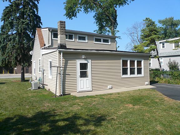 2nd image of 10509 Nevada Ave