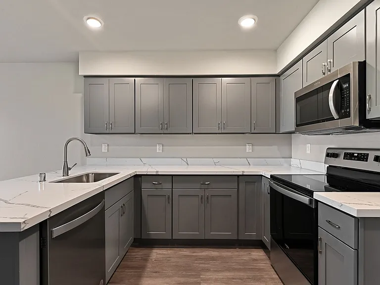 515 Telegraph Rd — Photo 14