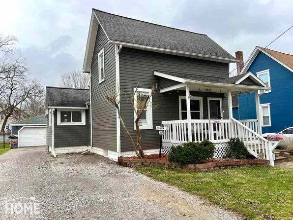 745 Broadway Ave, Owosso, MI 48867