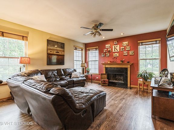 5th image of 439 N Crooked Lake Ln