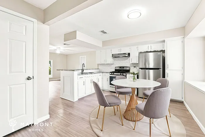 4 bed, 1.5 bath, 1412 sqft, $1,645 — Photo 4