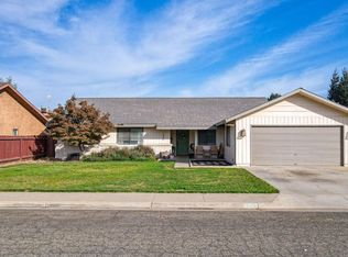 133 Autumn Way, Chowchilla, CA 93610