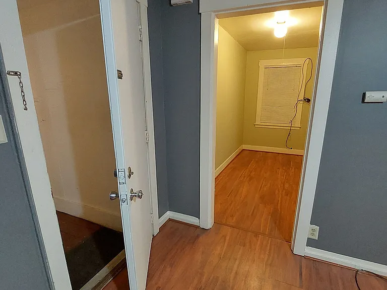 266 Pine St — Photo 13