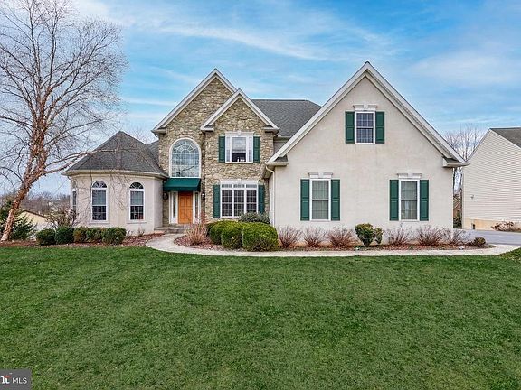 2nd image of 395 Ecker Dr