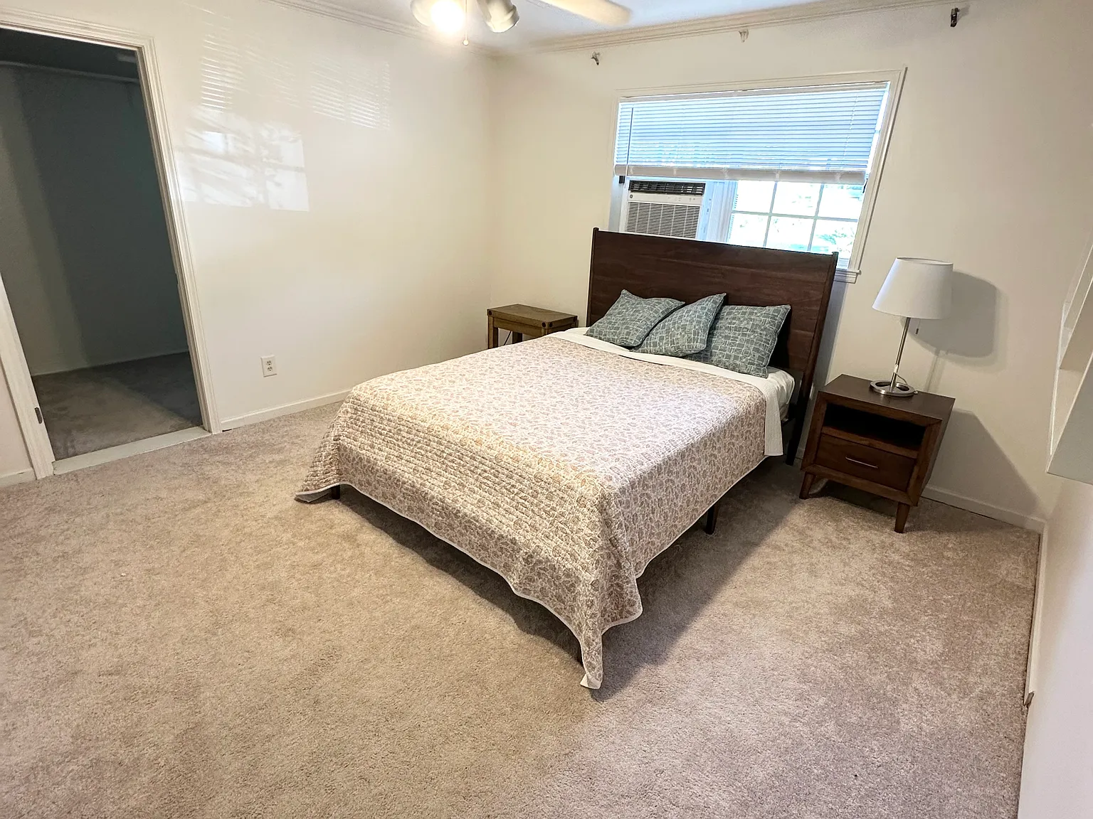 1 bed, 600 sqft, $1,100 — Photo 2
