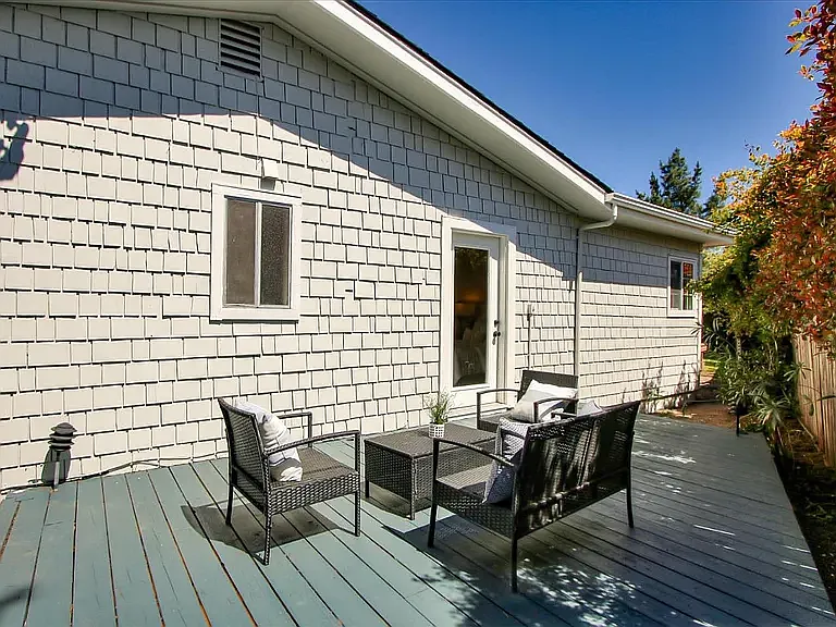 2 bed, 850 sqft, $5,000 — Photo 4